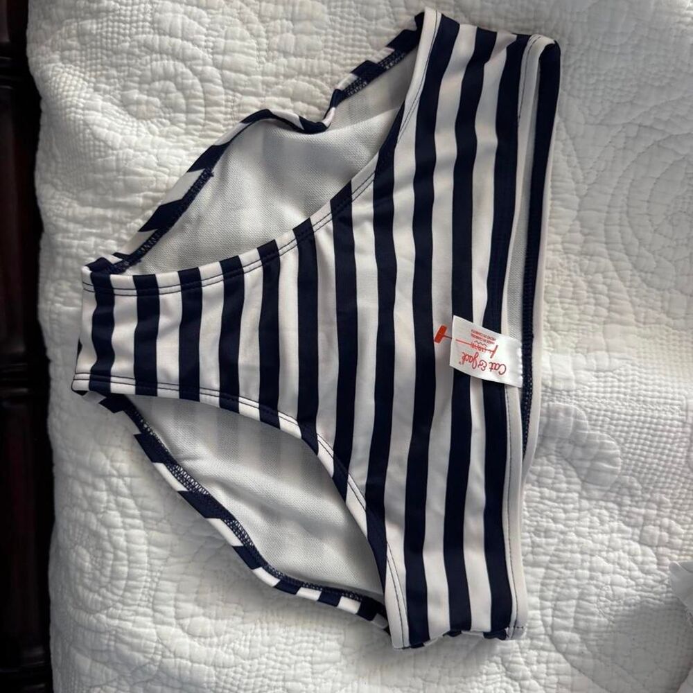 Cat & Jack white and navy striped bikini bottoms in a L girls